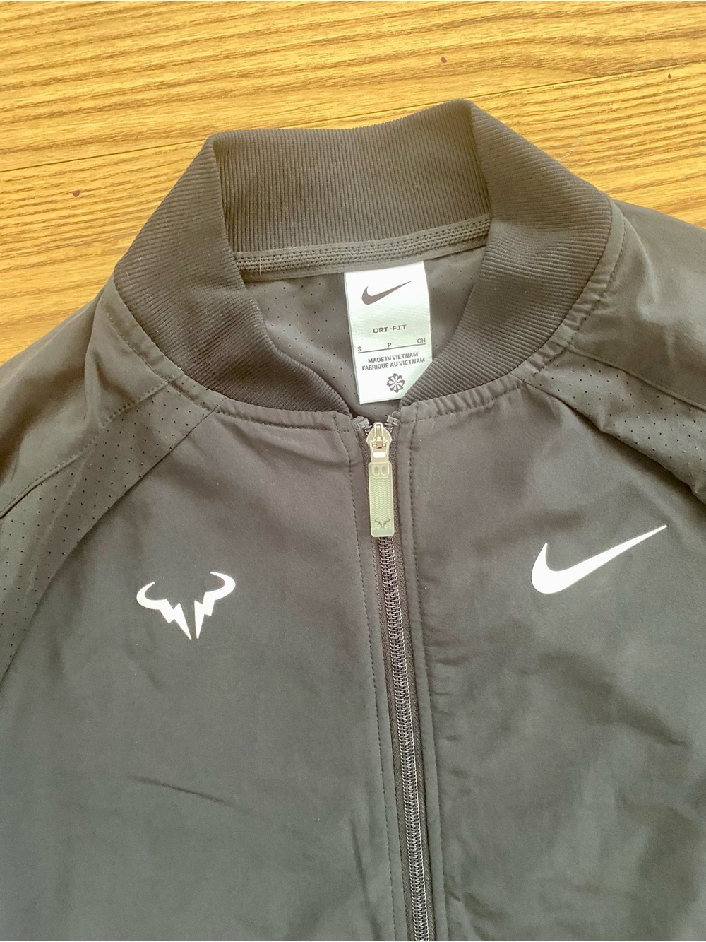 Nike Rafa Black Athletic Zip Jacket with Tennis Logo. Men’s small. Like new. - Picture 3 of 3